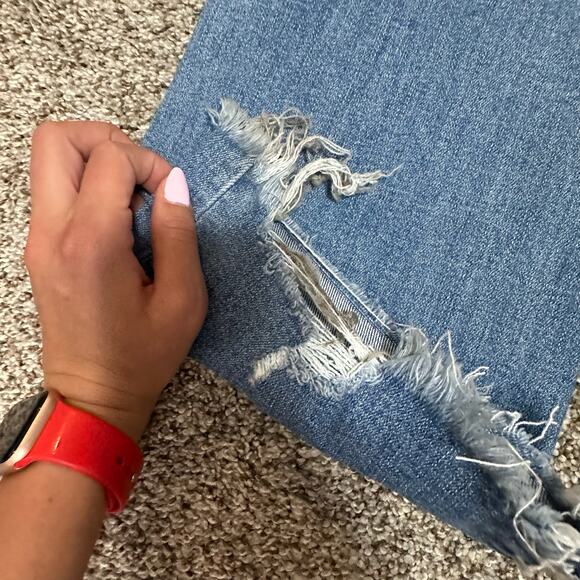 FLYING MONKEY Women's Frayed Hem Straight Leg Jeans Size 28 In Light Blue - Picture 11 of 16